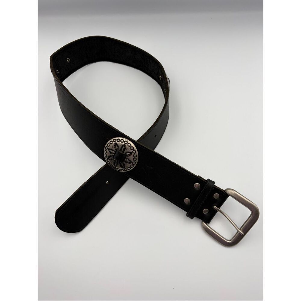 Vintage USA Made Black Leather Southwestern Concho Belt Boho Western Size Small - Picture 4 of 12
